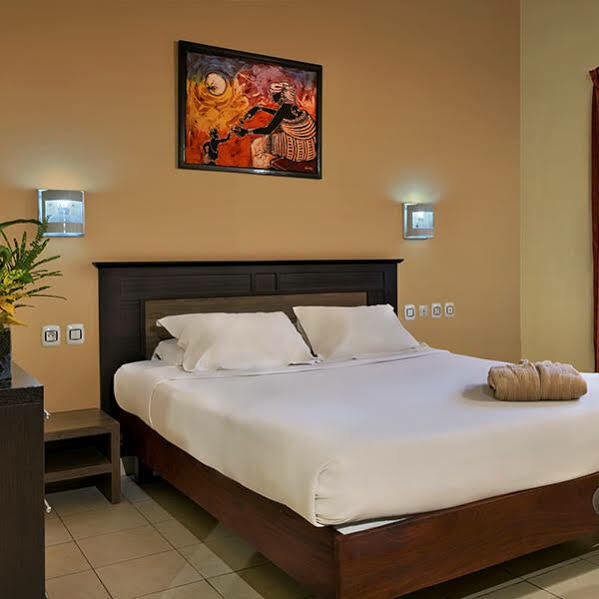 Dunia Hôtel Loumbila Esterno foto