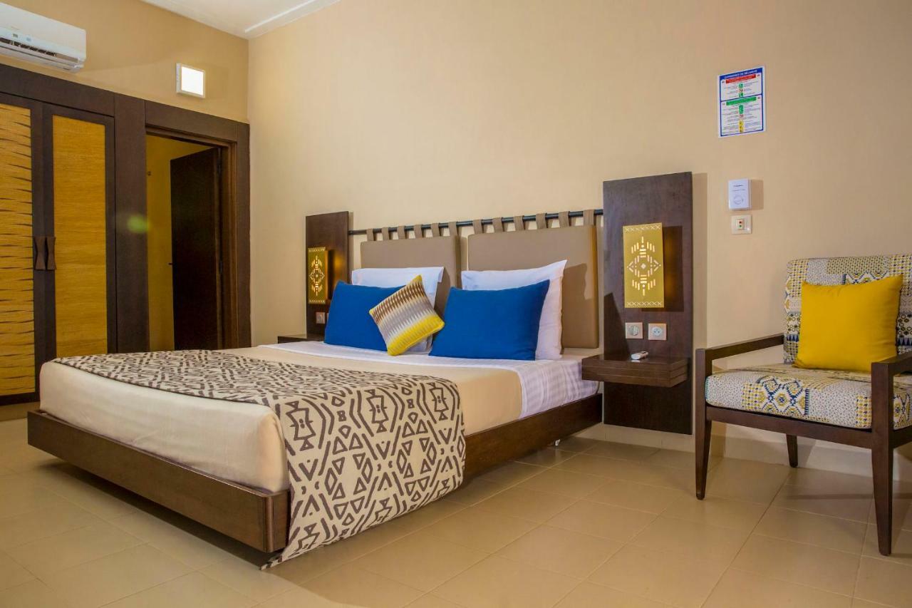 Dunia Hôtel Loumbila Esterno foto