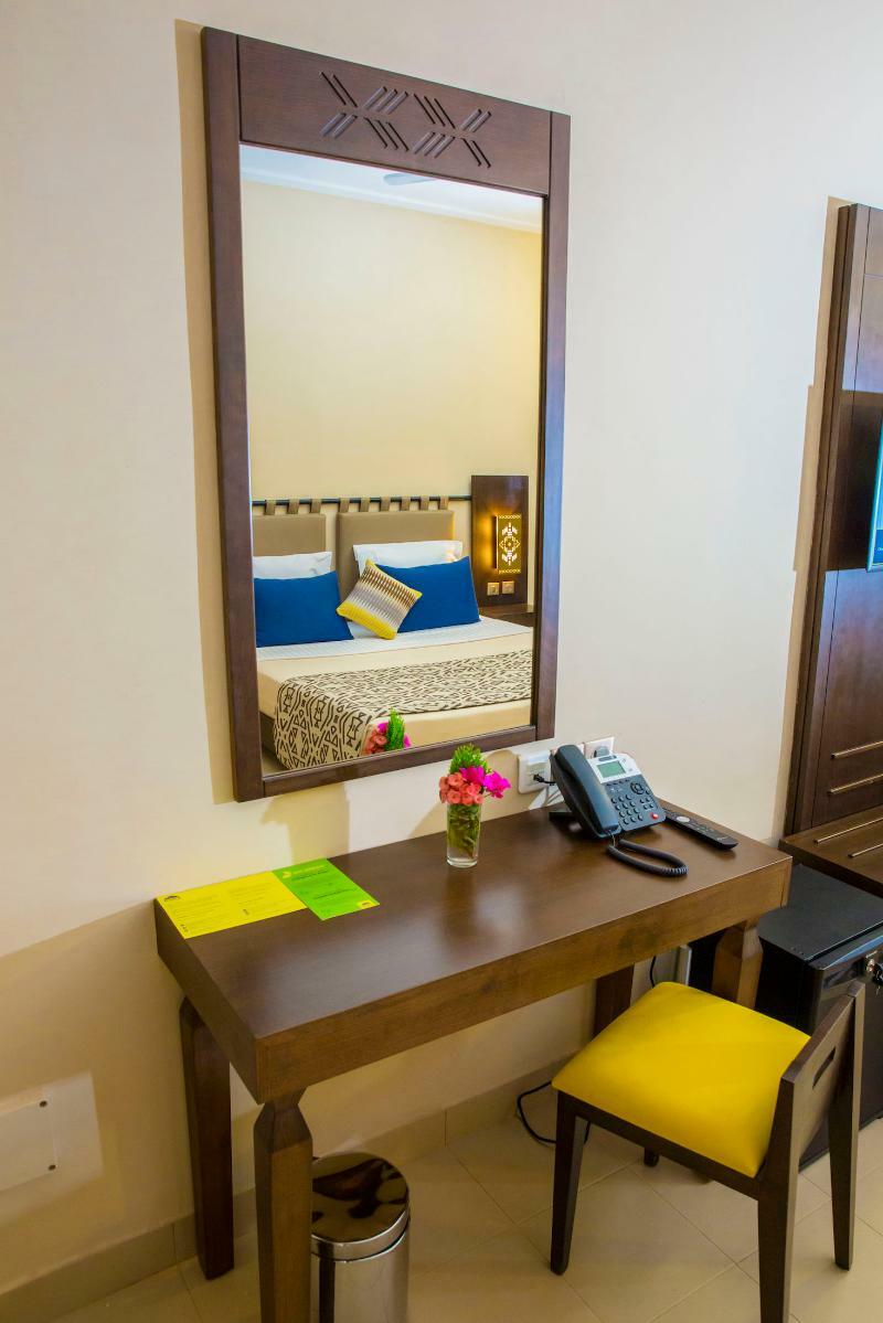 Dunia Hôtel Loumbila Esterno foto